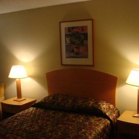 Cedars Inn Lewiston Room photo